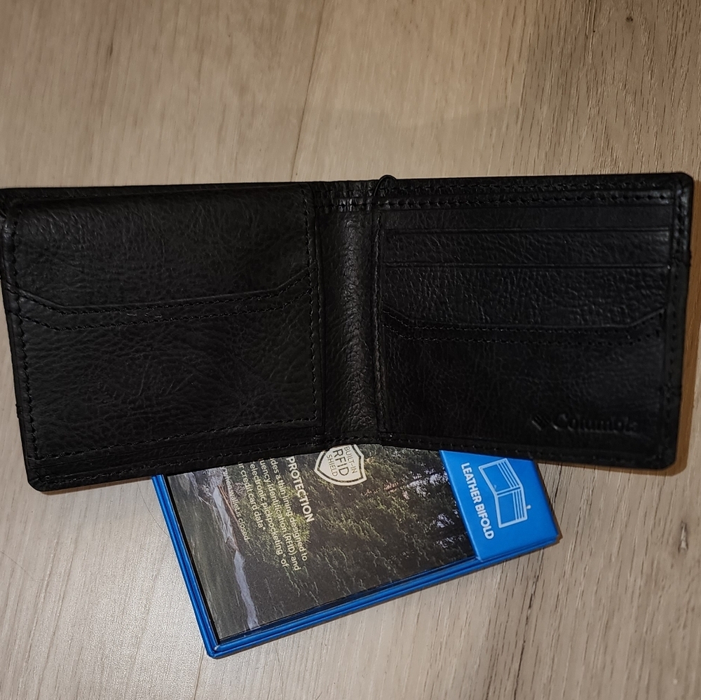 💘❤️Black Columbia Men's RFID Blocking Passport Case/Bi Fold Wallet - Picture 5 of 7